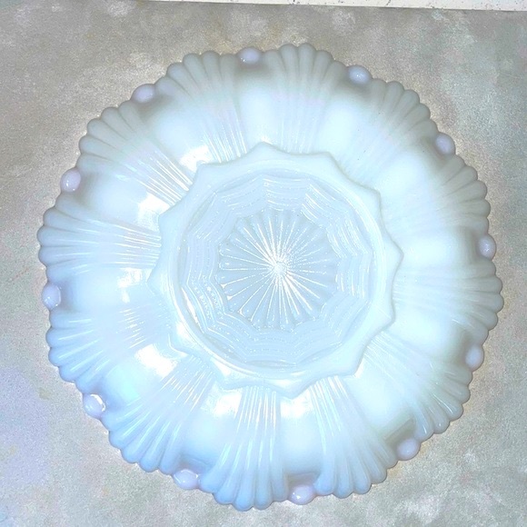 Fire King Milk Glass 22k Gold Deviled Egg Oyster Tray 10” Made by Anchor Hawking - Picture 5 of 6